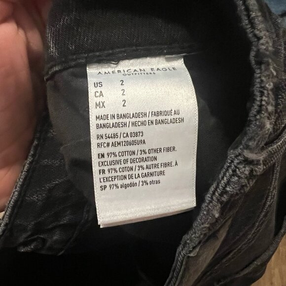 American Eagle Mom Shorts - Picture 3 of 4